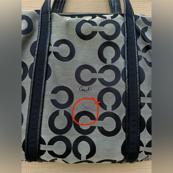 - Coach Poppy Op Art Glam Tote Style 14530 in Black and Grey Signature C P…